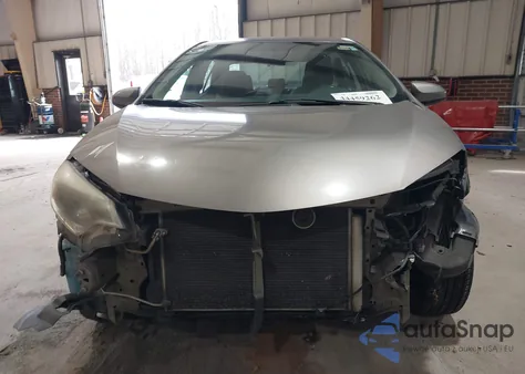 2015 Toyota Corolla Le z USA, uszkodzony, nr VIN 5YFBURHE3FP207532